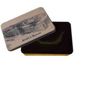 Smith & Wesson Tin Box 6x8x2